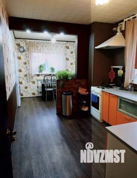 Коттедж 250м², 2-этажный, участок 11 сот.  