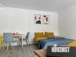 Студия квартира, посуточно, 38м2, 1/6 этаж