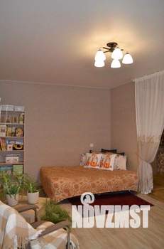 2-к квартира, посуточно, 40м2, 1/1 этаж