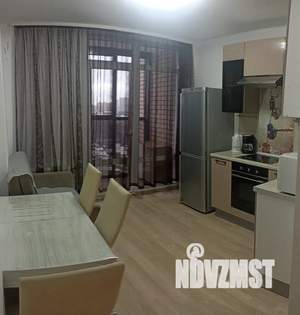 1-к квартира, посуточно, 42м2, 16/20 этаж