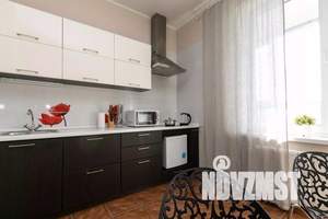 1-к квартира, посуточно, 40м2, 18/25 этаж