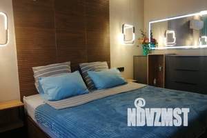 1-к квартира, посуточно, 35м2, 1/16 этаж