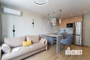 2-к квартира, посуточно, 45м2, 19/35 этаж