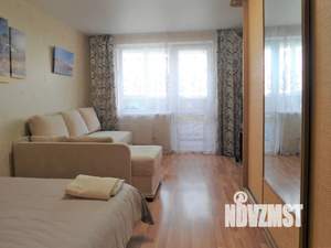 1-к квартира, посуточно, 42м2, 15/16 этаж