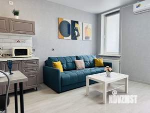 Студия квартира, посуточно, 32м2, 27/35 этаж