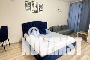 1-к квартира, посуточно, 32м2, 1/25 этаж