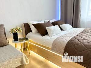 Студия квартира, посуточно, 35м2, 17/25 этаж