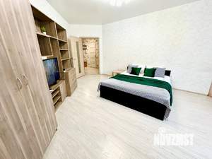 1-к квартира, посуточно, 43м2, 4/20 этаж