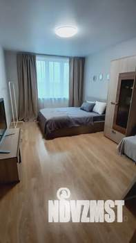 1-к квартира, посуточно, 45м2, 13/25 этаж