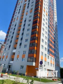 Студия квартира, посуточно, 40м2, 11/25 этаж