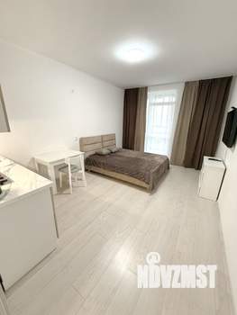 Студия квартира, посуточно, 30м2, 23/25 этаж