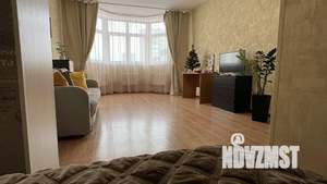 1-к квартира, посуточно, 49м2, 1/1 этаж