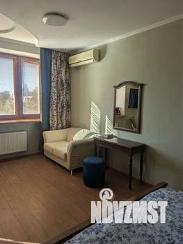 Студия квартира, посуточно, 55м2, 4/5 этаж