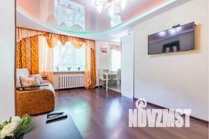 2-к квартира, посуточно, 40м2, 1/5 этаж