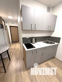 Студия квартира, посуточно, 30м2, 13/25 этаж