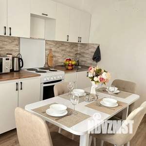 2-к квартира, посуточно, 61м2, 9/15 этаж