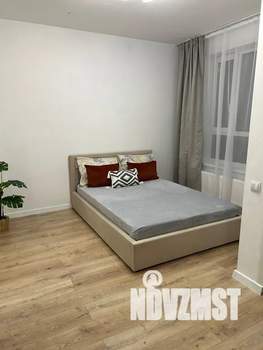 Студия квартира, посуточно, 27м2, 18/25 этаж