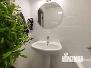 2-к квартира, посуточно, 60м2, 3/25 этаж