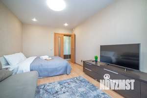 1-к квартира, посуточно, 42м2, 3/18 этаж