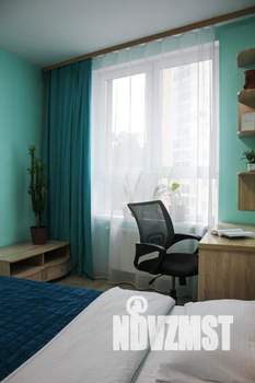 1-к квартира, посуточно, 40м2, 6/25 этаж