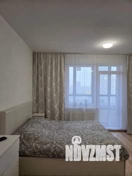 Студия квартира, посуточно, 30м2, 10/25 этаж