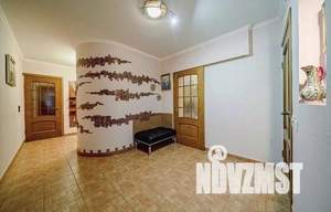 4-к квартира, на длительный срок, 145м2, 2/8 этаж