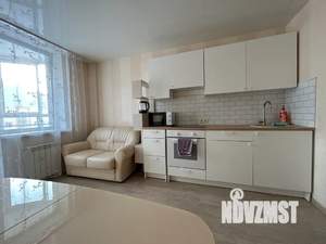 1-к квартира, посуточно, 43м2, 3/18 этаж