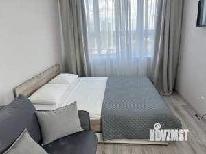 Студия квартира, посуточно, 34м2, 26/28 этаж