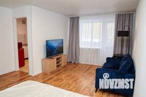 1-к квартира, посуточно, 35м2, 3/5 этаж