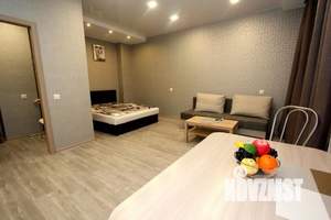 1-к квартира, посуточно, 45м2, 1/1 этаж