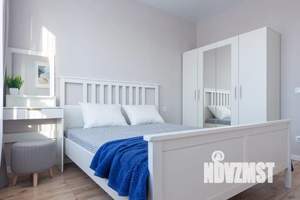 1-к квартира, посуточно, 42м2, 3/27 этаж