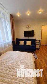 Студия квартира, посуточно, 20м2, 2/13 этаж