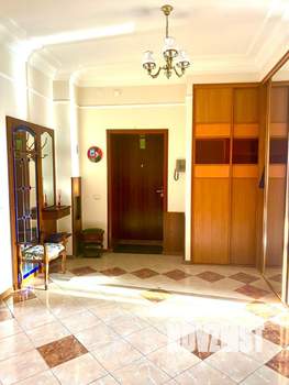 3-к квартира, на длительный срок, 121м2, 5/9 этаж