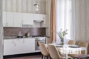 1-к квартира, посуточно, 52м2, 3/6 этаж
