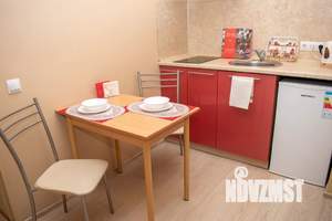 Студия квартира, посуточно, 30м2, 1/5 этаж