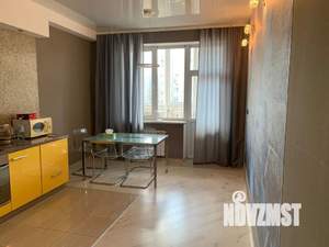 1-к квартира, посуточно, 62м2, 6/16 этаж