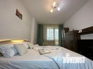 1-к квартира, посуточно, 42м2, 2/10 этаж