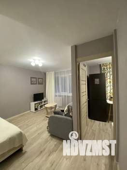 1-к квартира, посуточно, 28м2, 1/5 этаж