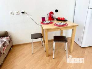 Студия квартира, посуточно, 40м2, 16/20 этаж