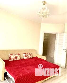 1-к квартира, посуточно, 39м2, 9/32 этаж