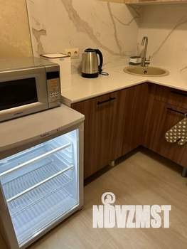 1-к квартира, посуточно, 35м2, 4/9 этаж