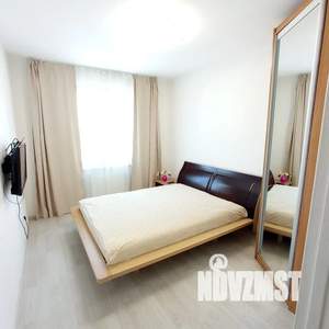 1-к квартира, посуточно, 40м2, 24/26 этаж