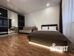 1-к квартира, посуточно, 49м2, 1/1 этаж