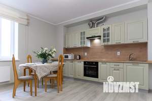 2-к квартира, посуточно, 72м2, 1/1 этаж