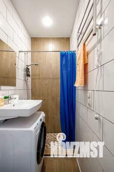 Студия квартира, посуточно, 15м2, 1/26 этаж