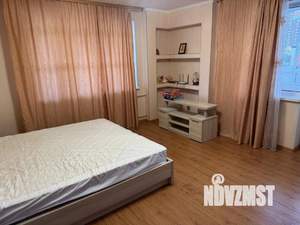 3-к квартира, посуточно, 90м2, 1/1 этаж