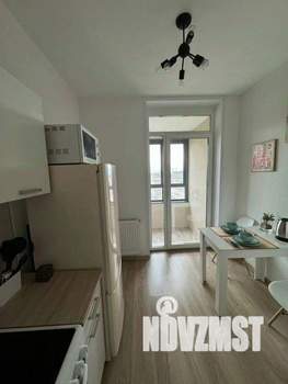 1-к квартира, посуточно, 38м2, 1/1 этаж