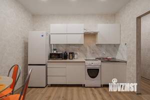 1-к квартира, посуточно, 42м2, 1/1 этаж