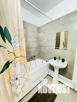 1-к квартира, посуточно, 50м2, 17/23 этаж