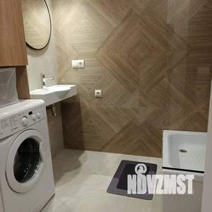 Студия квартира, посуточно, 35м2, 16/25 этаж